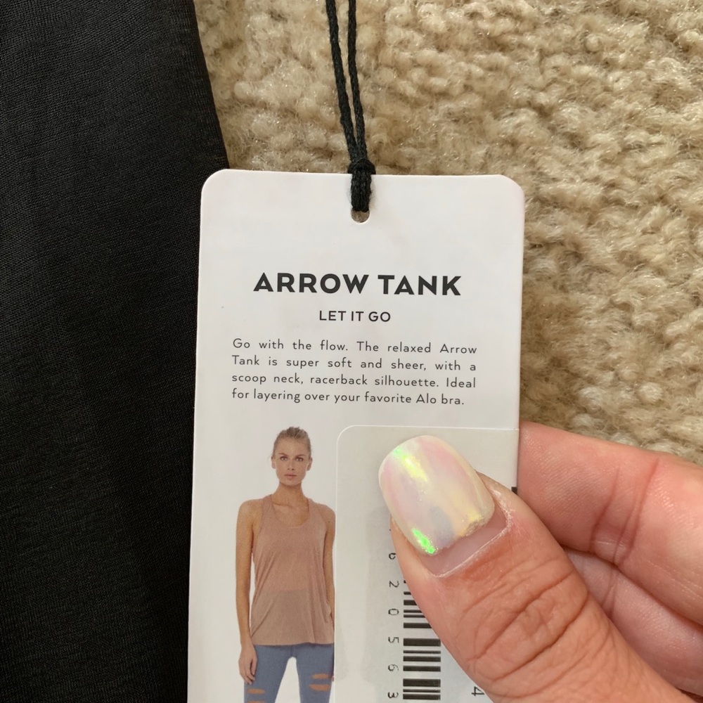 { ALO Yoga } Arrow Tank in Black - Picture 5 of 6